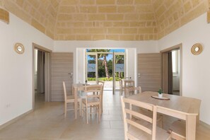 Dining - B&B Giorò | Camera tripla (Galatone)