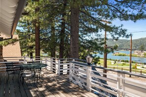 House, Lake View | Terrace/patio - Boulder Bay Lakefront Getaway (Big Bear Lake)