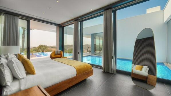 5 bedrooms, iron/ironing board, travel crib, free WiFi