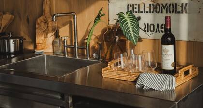 Wilding Hotels Scenic Suite