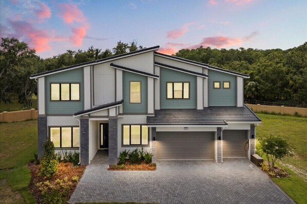 Exterior - 15 Bedrooms / 16.5 Bathrooms / Sonoma (4151SB) (Kissimmee)