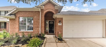 NEW LISTING - Refined Comfort Meets Pet-friendly Backyard Serenity