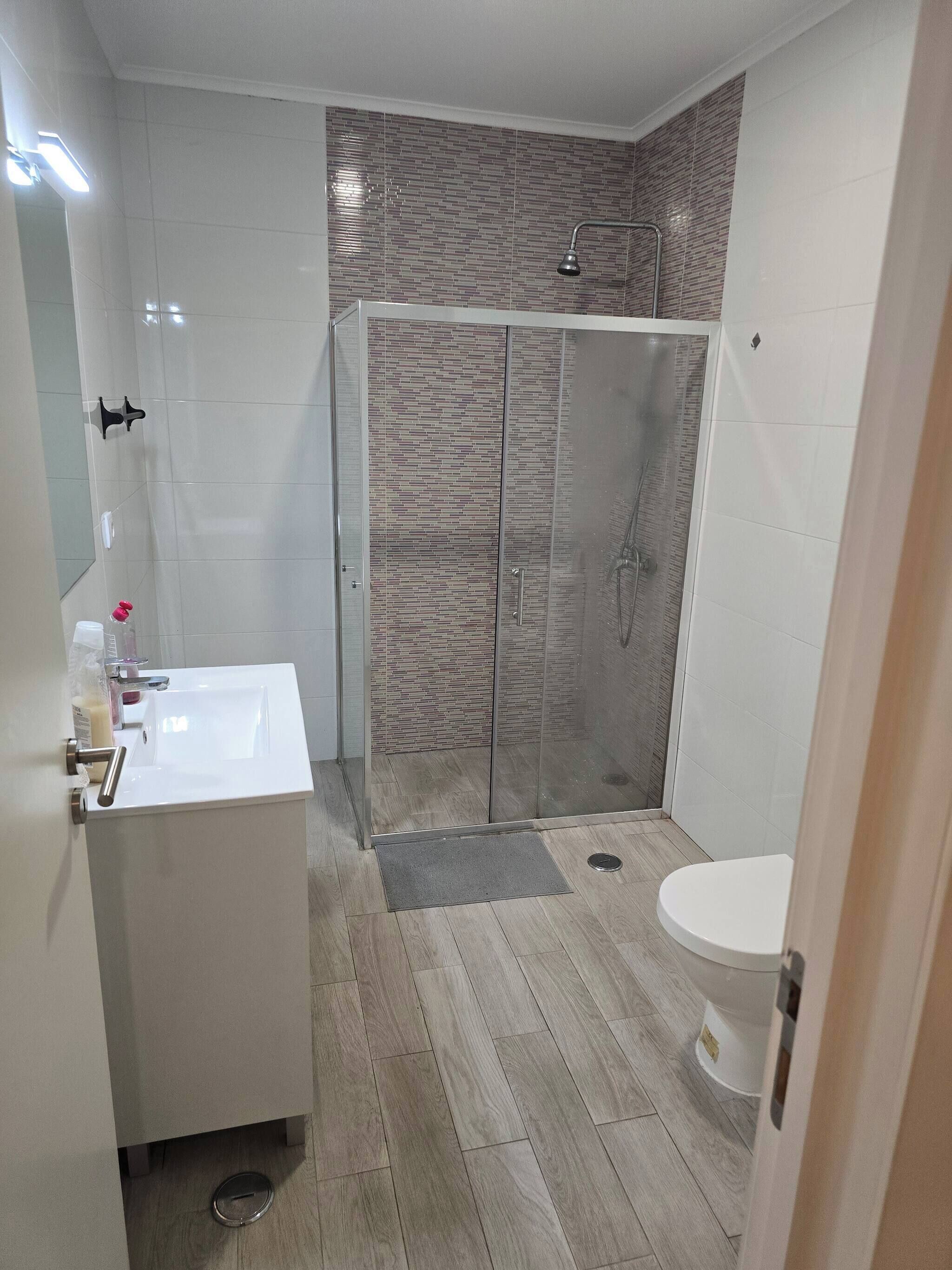 Bungalow, 6 kamar tidur, akses difabel, Boleh Merokok | Kamar mandi