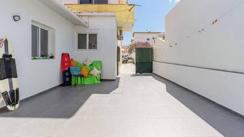 Bungalow, 6 Bedrooms, Accessible, Smoking | Terrace/patio