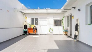 Bungalow, 6 chambres, accessible aux personnes à mobilité réduite, fumeur | Terrasse/patio