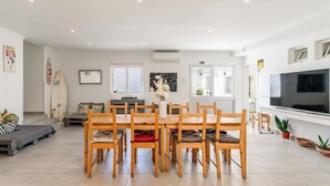 Bungalow, 6 chambres, accessible aux personnes à mobilité réduite, fumeur | Salle à manger