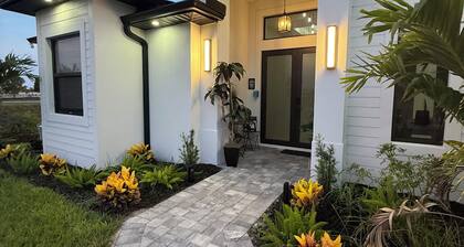Cozy guest room with separate entrance