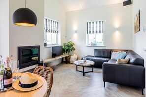 House | Living room - Bungalow Near Dutch Coast & Forest (Noordwijk)