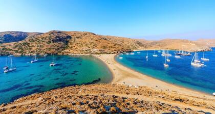 Alos Seafront Gem - Loutra Seaview Escape