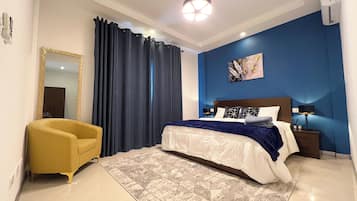 2 bedrooms, desk, iron/ironing board, travel cot