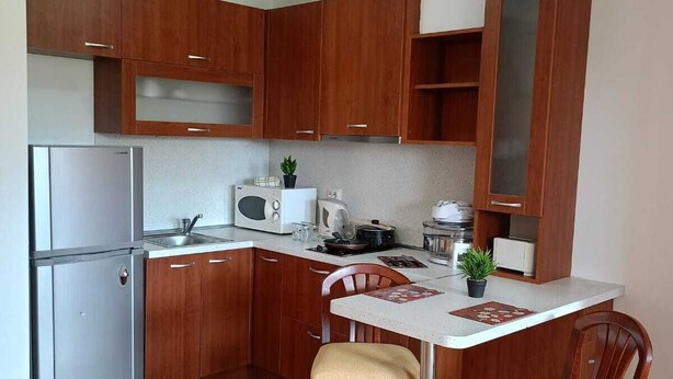 Fridge, microwave, stovetop, toaster