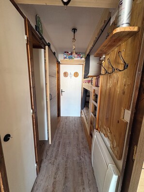 Interior - Cosy mountain apartment at the foot of the slopes for 4 people + 1 baby (taninges)