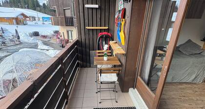 Cosy mountain apartment at the foot of the slopes for 4 people + 1 baby