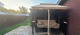 Charming 3-bedroom cottage in Valparaiso with WiFi, AC