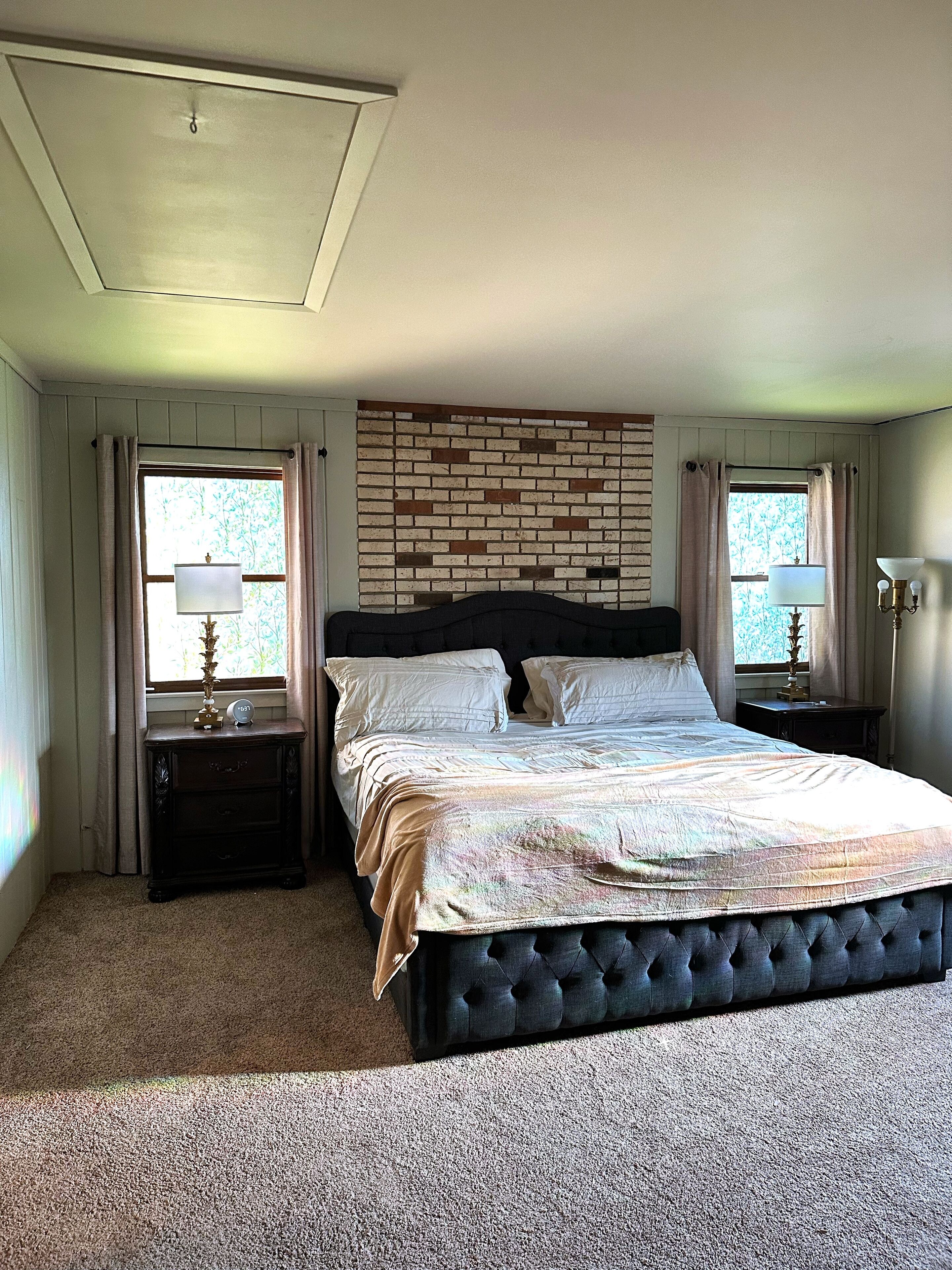 3 slaapkamers, een strijkplank/strijkijzer, gratis wifi, beddengoed