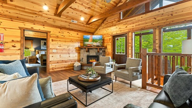 Smart TV, fireplace, foosball - 16 Bedrooms, 2 Heated Pools, 1 Epic Getaway (Sevierville)