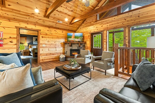 Smart-TV, Kamin, Tischfußball