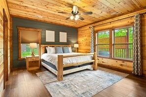 8 bedrooms, iron/ironing board, free WiFi, bed sheets - Brand New 8BR Lodge | Indoor Pool, Close to PF, Arcades (Sevierville)