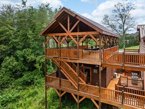 Exterior - Brand New 8BR Lodge | Indoor Pool, Close to PF, Arcades (Sevierville)