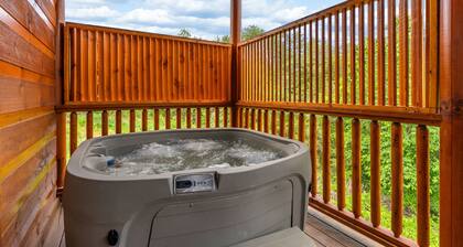 Brand New 8BR Lodge | Indoor Pool, Close to PF, Arcades