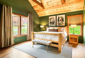 8 bedrooms, iron/ironing board, free WiFi, bed sheets - Smoky Mountain Views | 8BR w/ Pool, Hot Tub & Game Room (Sevierville)
