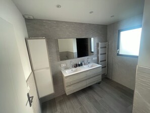 トイレットペーパー