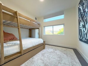5 bedrooms, iron/ironing board, travel cot, free WiFi