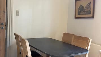 House, 2 Bedrooms, Smoking, Terrace | Dining room