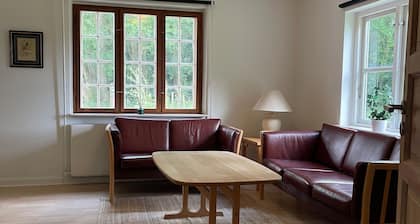 The Gatekeepers Cottage at Hindemae Estate Cozy Stay in Historic Surroundings