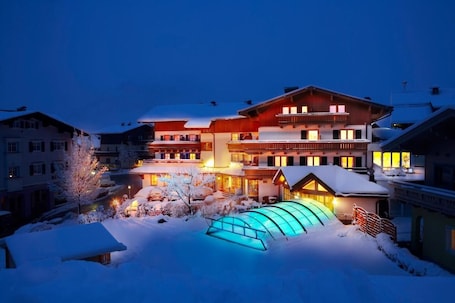 Exterior. Hotel in the HEART