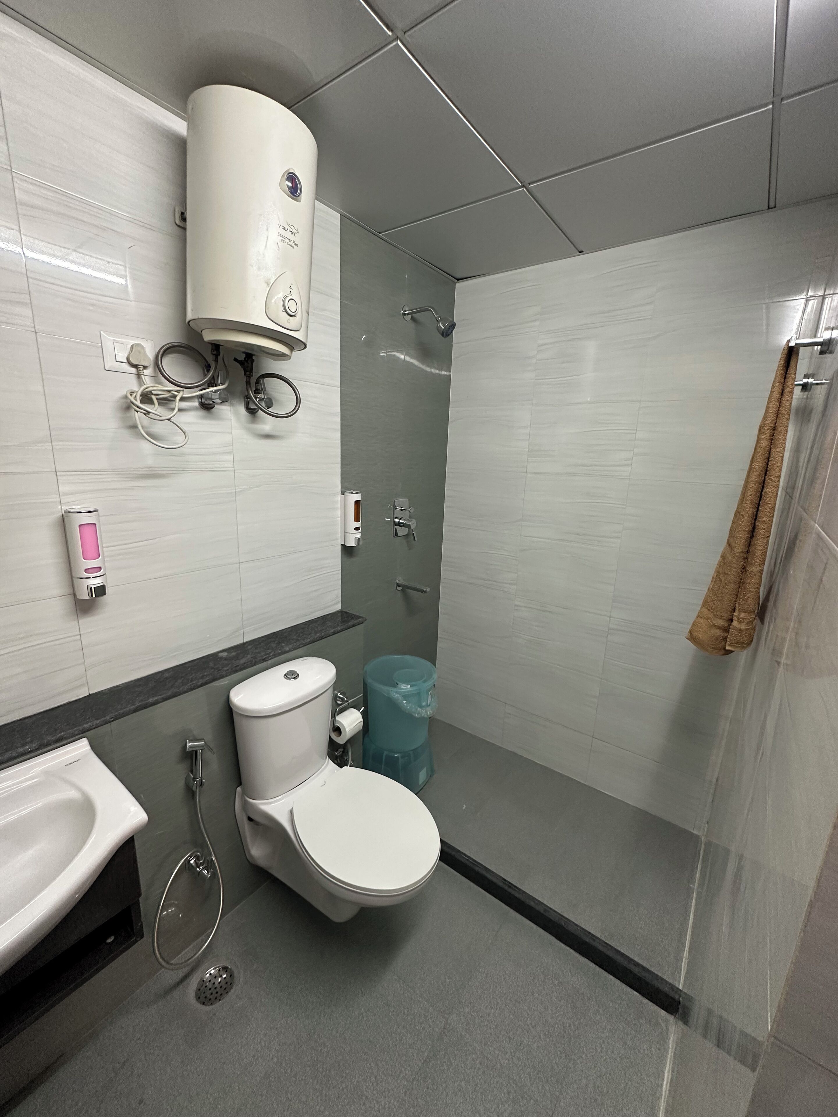Handtücher, Seife, Toilettenpapier