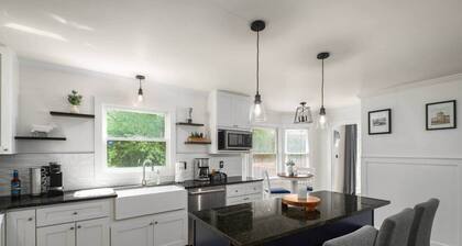 6BR/4.5BA by Duke, UNC, DPAC