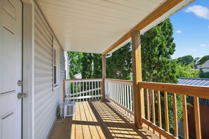 Property grounds - Newly Renovated Middletown Home (Middletown)