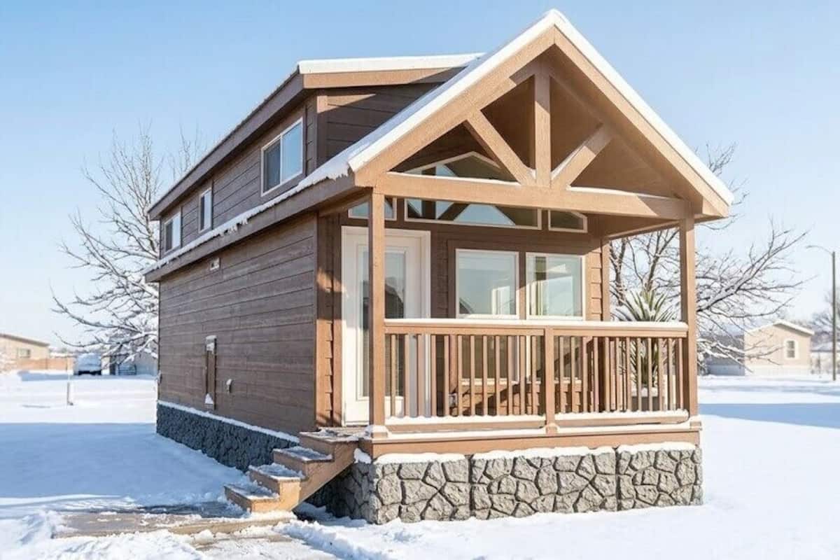 Family Duplex, Multiple Beds, Patio, Mountain View | Free WiFi, bed sheets