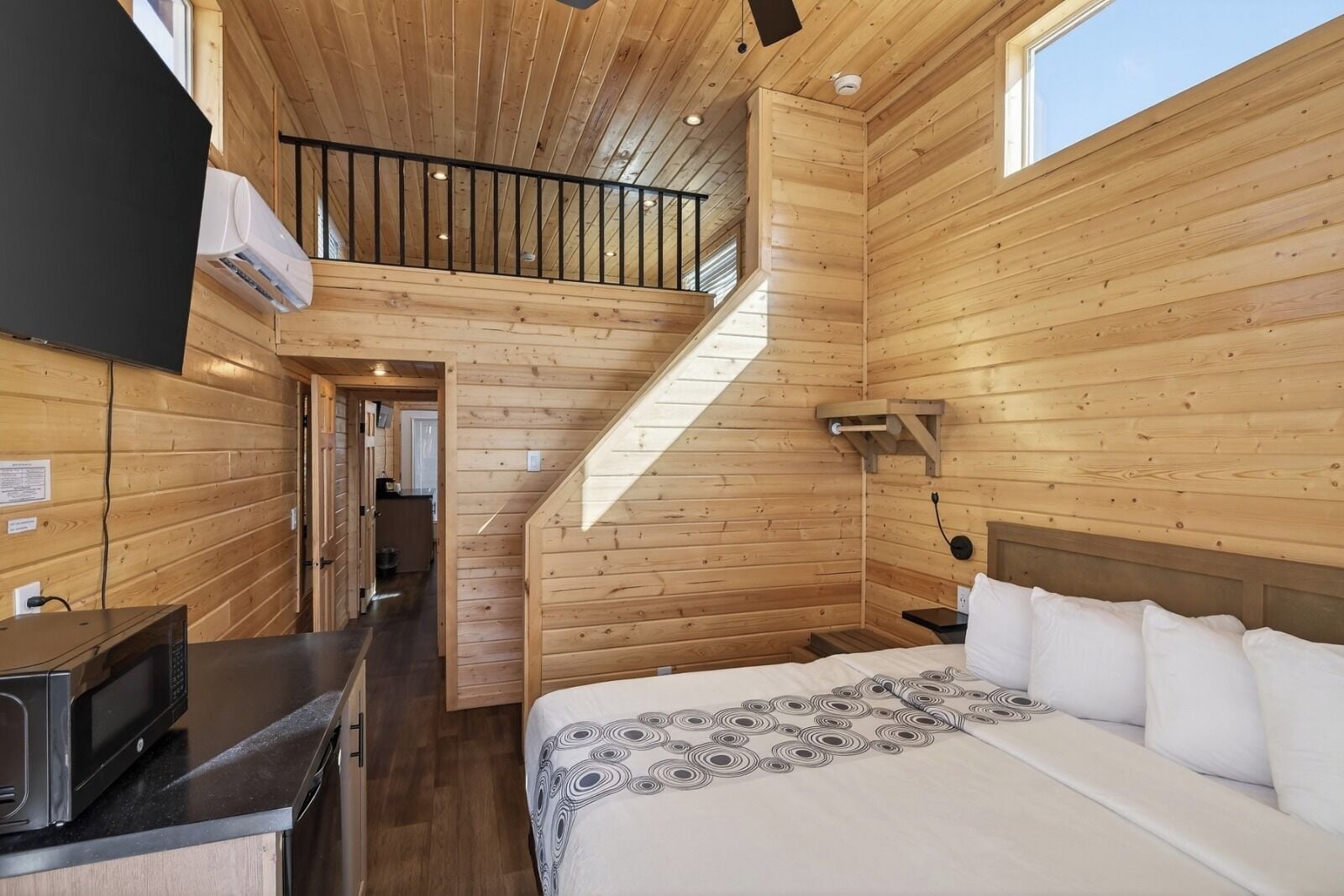 Accès au Wi-Fi (inclus), literie fournie