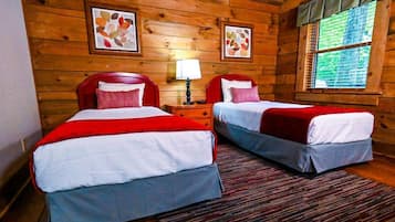 2 chambres, fer et planche Ă repasser, Wi-Fi gratuit, draps fournis