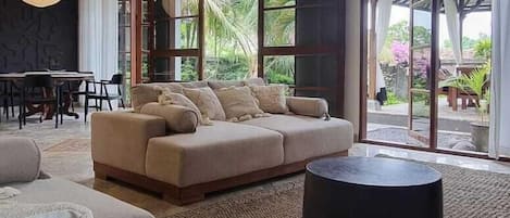 Televisión de pantalla plana