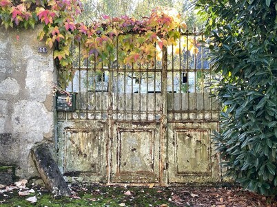 Large party house, family or EVJ/G Ideal for get-togethers.