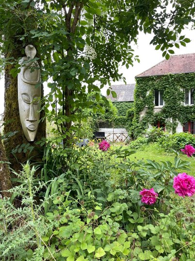 Large party house, family or EVJ/G Ideal for get-togethers.