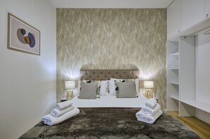2 chambres, fer et planche à repasser, Wi-Fi gratuit, draps fournis