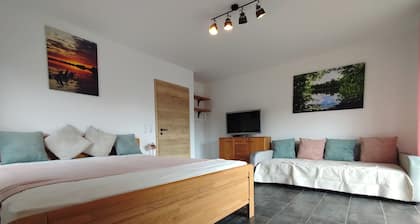 Vacation semi-detached house Tannenhuuske at the bathing lake Aurich-Tannenhausen East Frisia