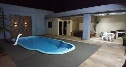 Junior'House large house for your family, with swimming pool and barbecue.