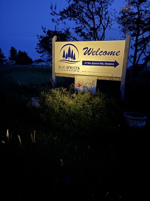 Reception - Blue Spruces Cottages (Hampton)