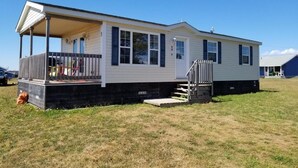 Unclassified image, 4 of 40, button - Blue Spruces Cottages (Hampton)