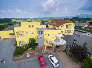 Exterior - Hotel Orion - Single Room with Balcony 1 (Ivanec)