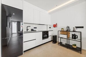 Fridge, microwave, oven, dishwasher