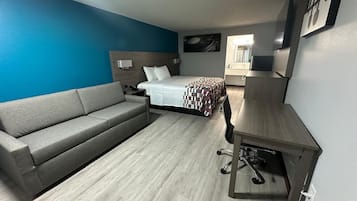 Premium bedding, desk, laptop workspace, free WiFi