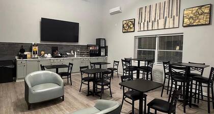 Days Inn by Wyndham Camden AR