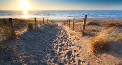 Vacation home near the beach and the cities of Amsterdam and Haarlem.