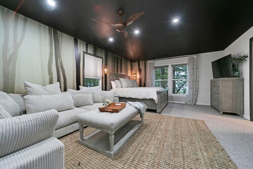 Mountain Paradise - Stunning design with Sapphire Valley Amenities